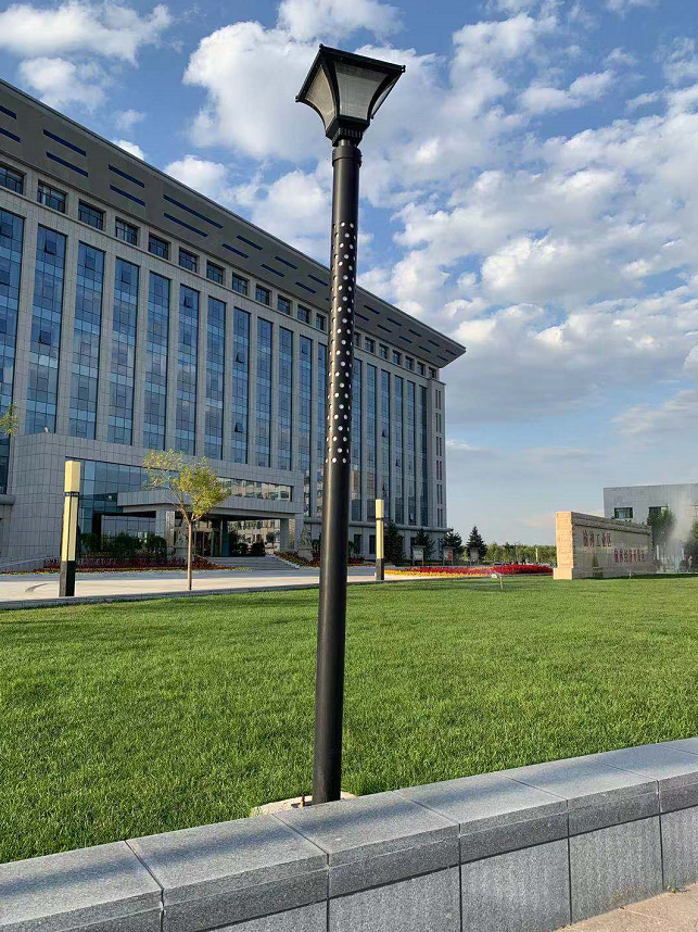 Landscape solar street lamp on-site renderings